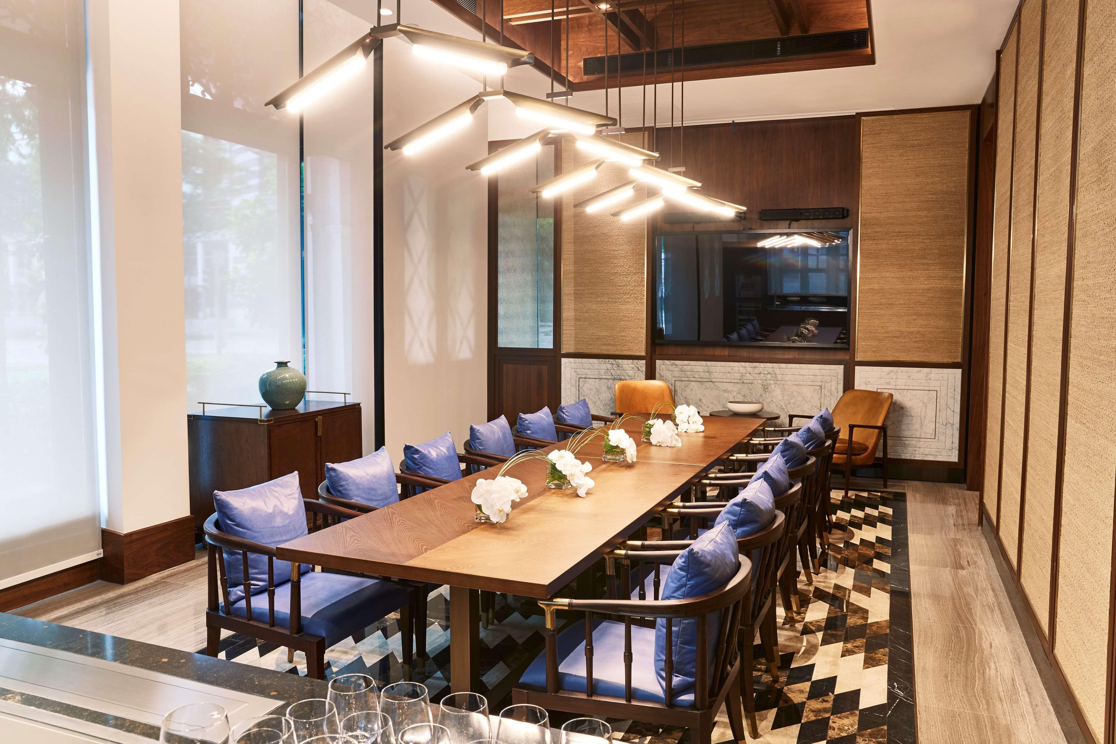 เดอะ แคปิตอล เคมปินสกี โฮเต็ล สิงคโปร์ Hotel ภายนอก รูปภาพ The interior of the restaurant