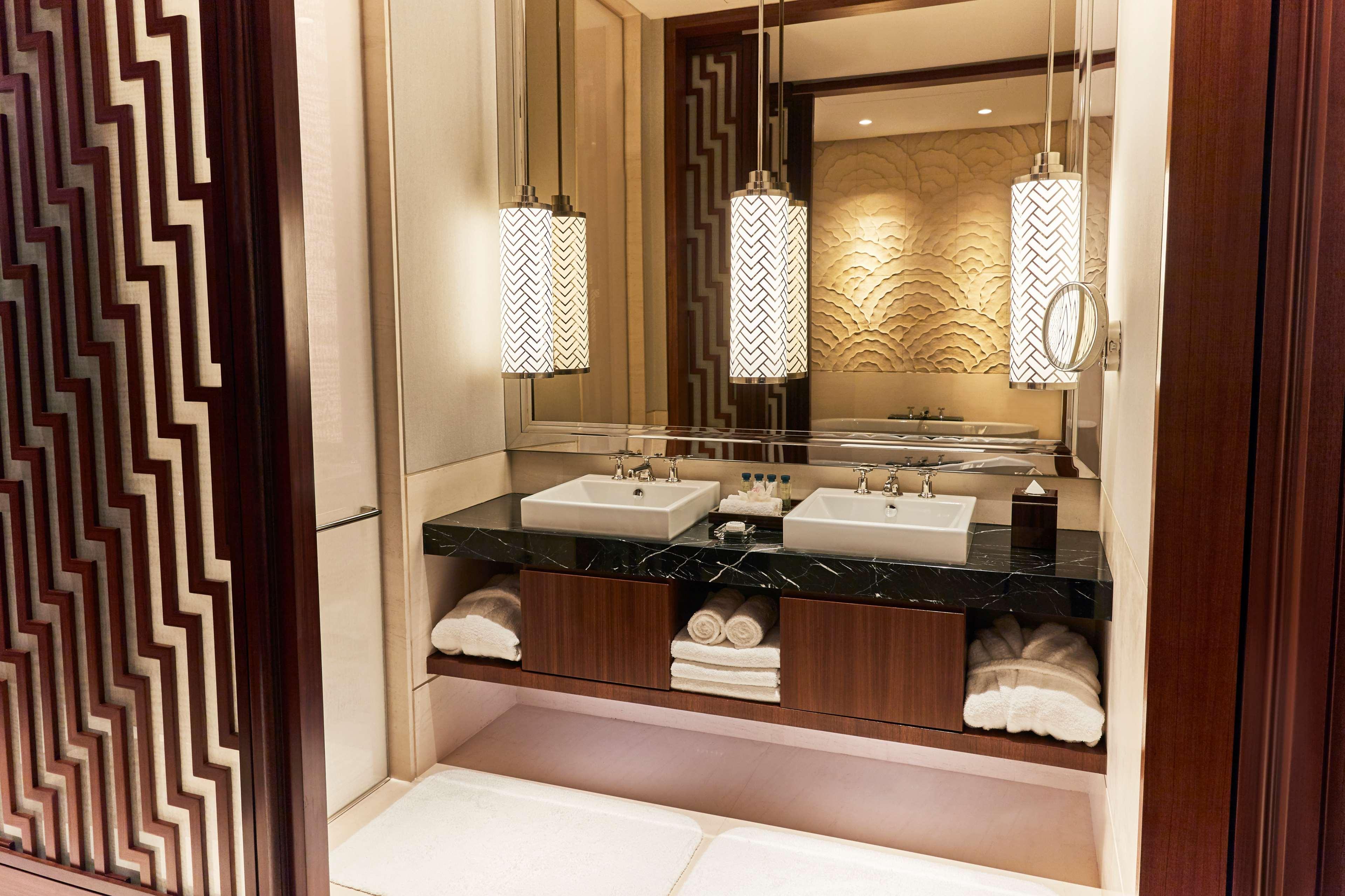 เดอะ แคปิตอล เคมปินสกี โฮเต็ล สิงคโปร์ Hotel ภายนอก รูปภาพ Bathroom