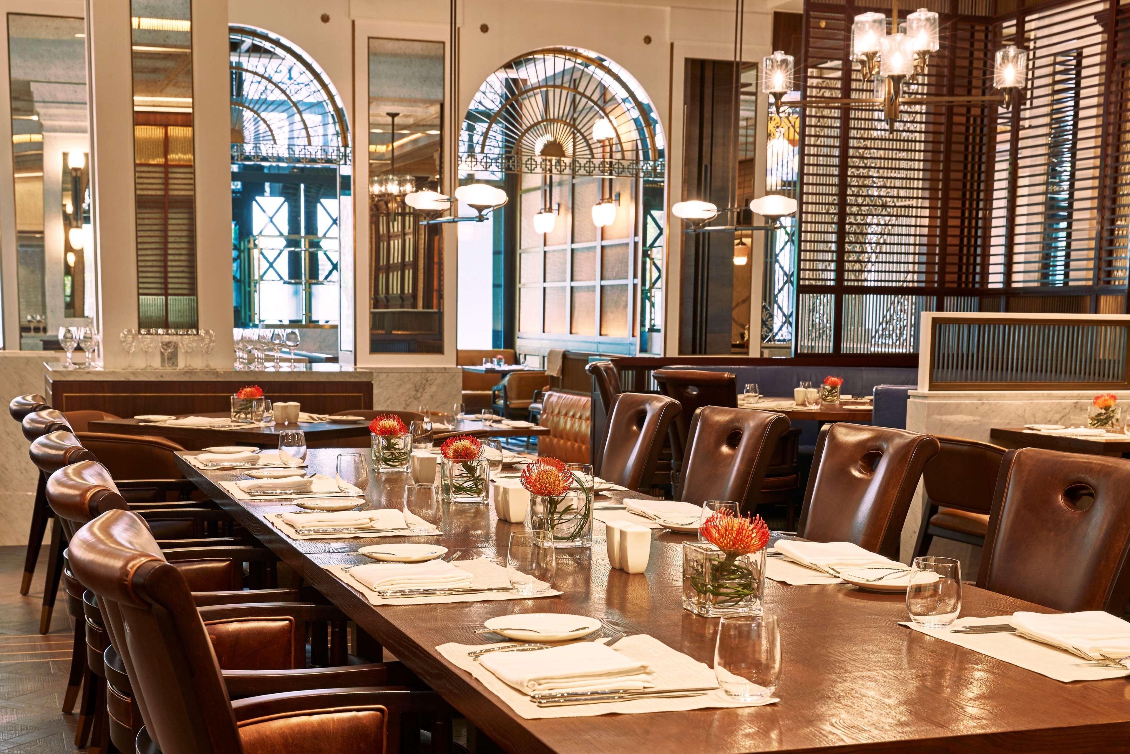 เดอะ แคปิตอล เคมปินสกี โฮเต็ล สิงคโปร์ Hotel ภายนอก รูปภาพ The interior of the restaurant